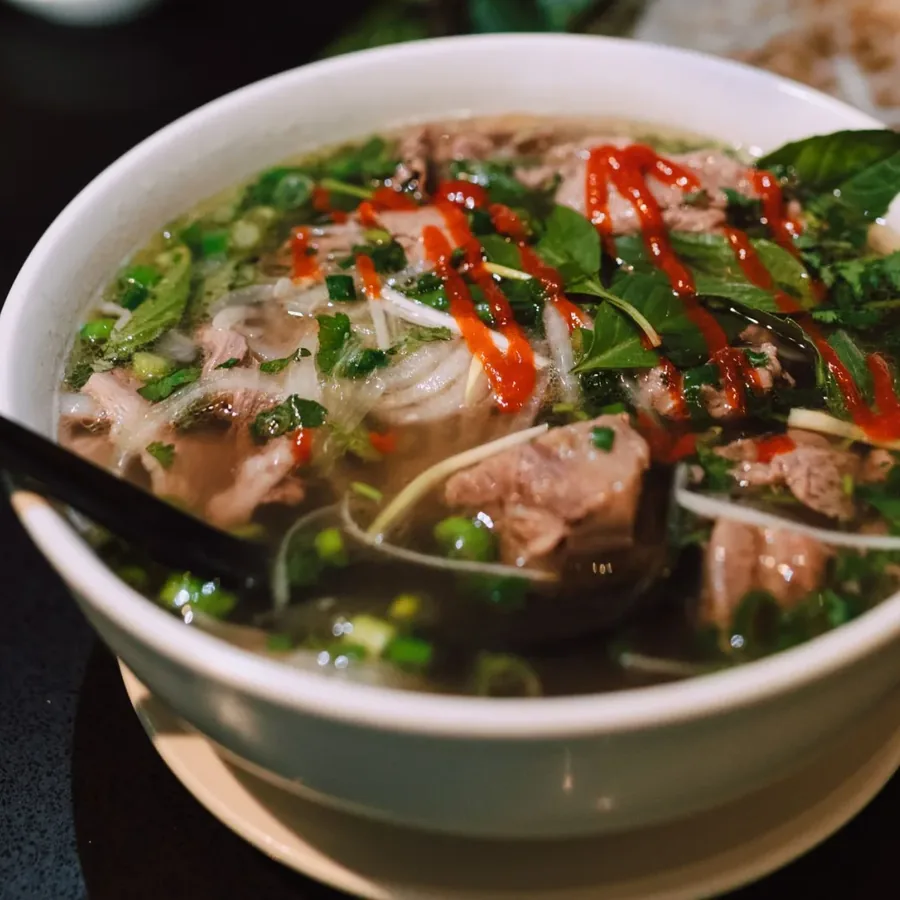 Gà nướng trên vỉ